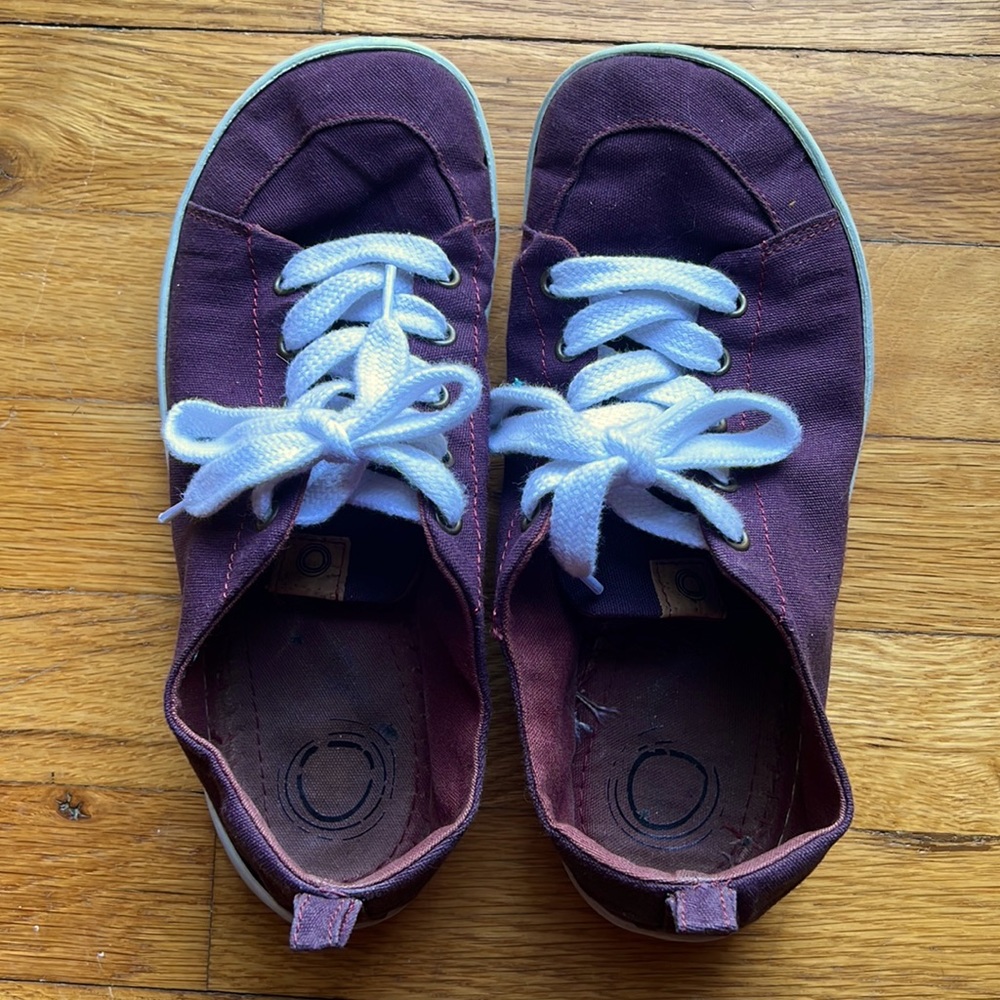 Mukishoes Plum Sneaker